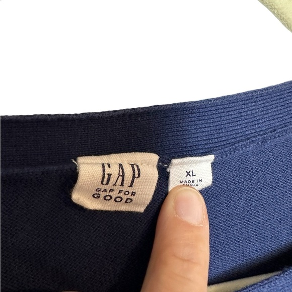 GAP Women's Blue Sweater with Multicolor 'WEEKEND' - Picture 8 of 8